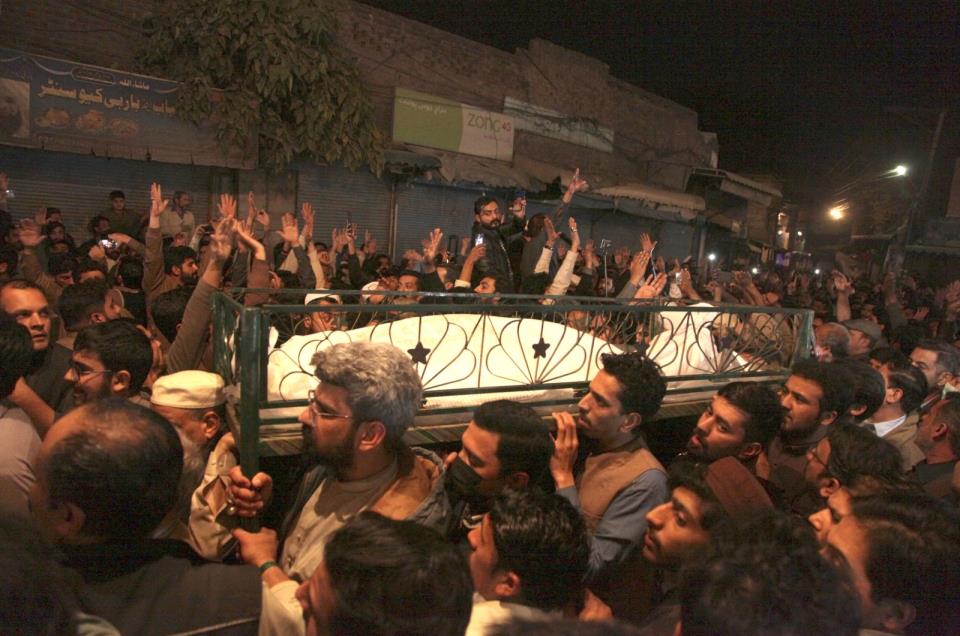 巴基斯坦达伊沙清真寺袭击造成的死亡人数上升到63人